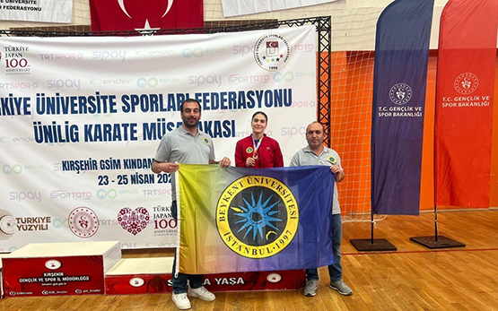 buse-kaya-karate-turkiye-sampiyonasindan-madalya-ile-donduu