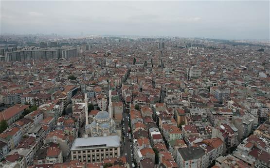 istanbulda-kendiliginden-yikilacak-400-bina-var