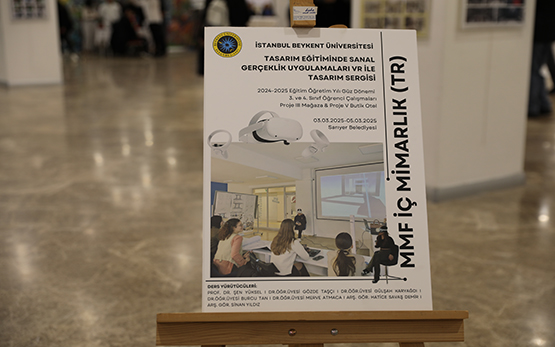 Üniversitemiz İç Mimarlık Bölümünün düzenlediği VR ile Tasarım Sergisi Ziyaretçilere Açıldı EN
